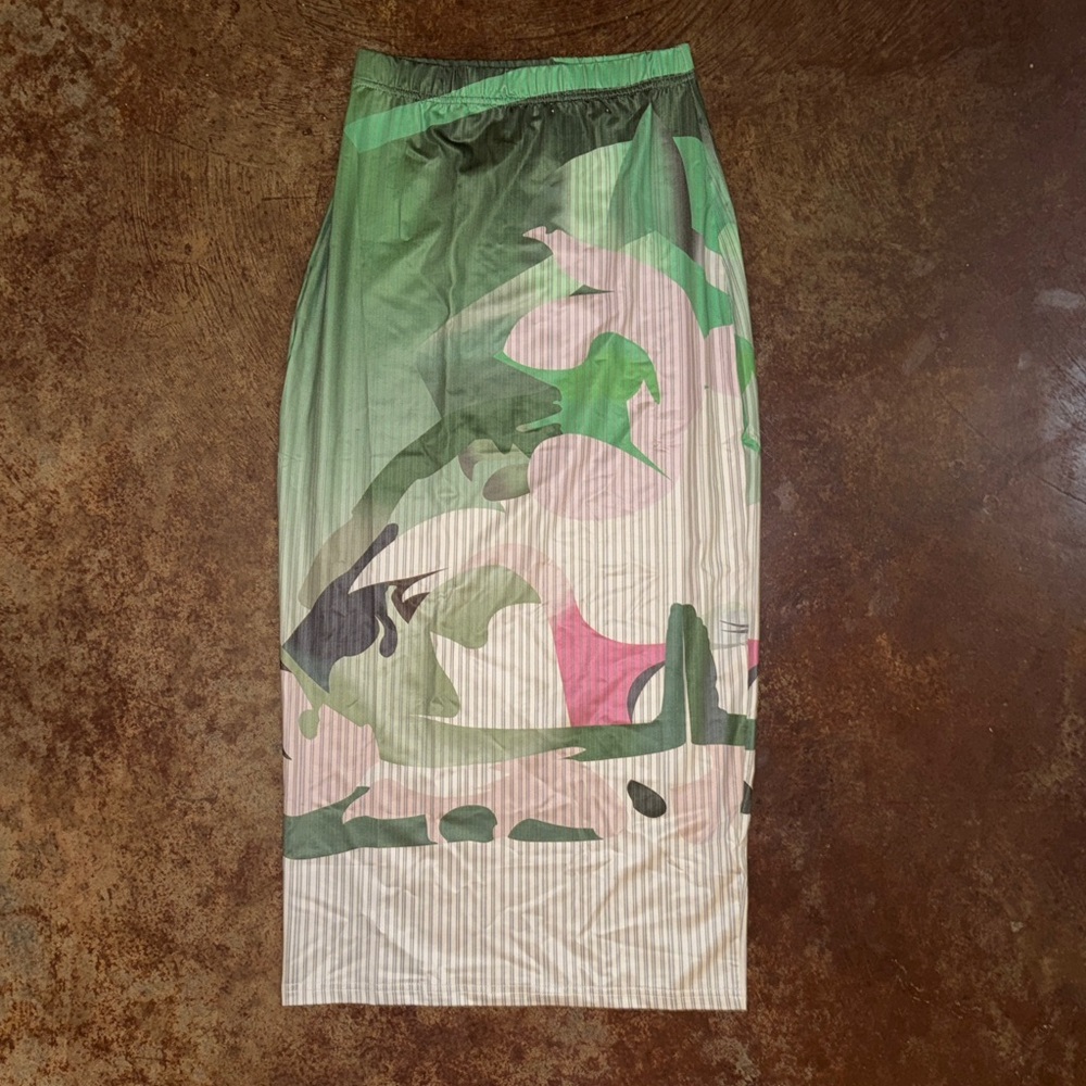 SHEIN Green and Pink Abstract Pencil Skirt